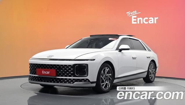 Hyundai Grandeur (GN7) 2,5 Gasoline 2WD Premium 2023 — фото 1