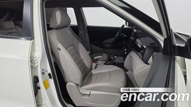 KG Mobility (SsangYong) Very New Tivoli Gasoline 1.5 2WD V5 2021 — фото 26