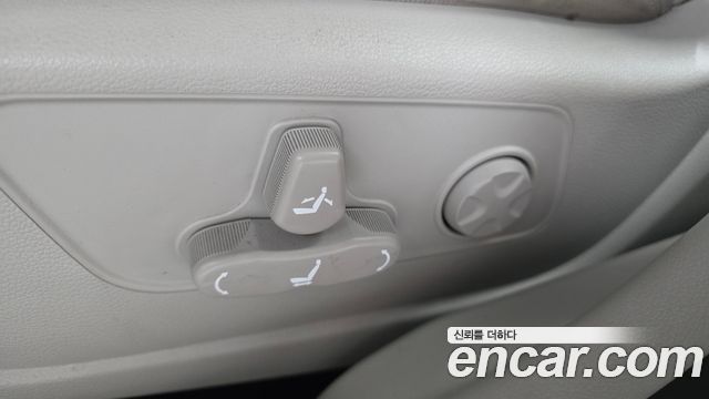 KG Mobility (SsangYong) Very New Tivoli Gasoline 1.5 2WD V5 2021 — фото 31