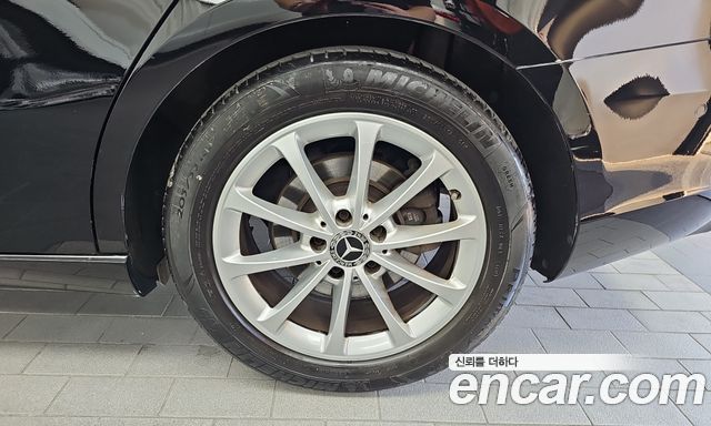 Mercedes-Benz A-Class (W177) A220 Sedan 2020 — фото 21