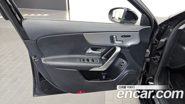 Mercedes-Benz A-Class (W177) A220 Sedan 2020 — фото 24