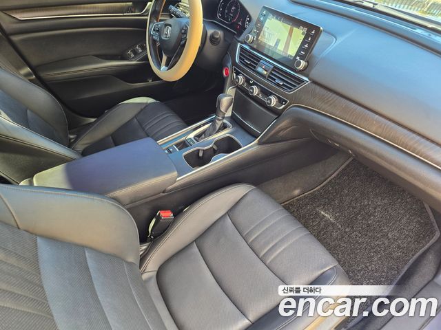 Honda Accord (X) 1.5 Turbo 2020 — фото 11