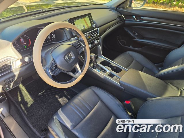 Honda Accord (X) 1.5 Turbo 2020 — фото 12