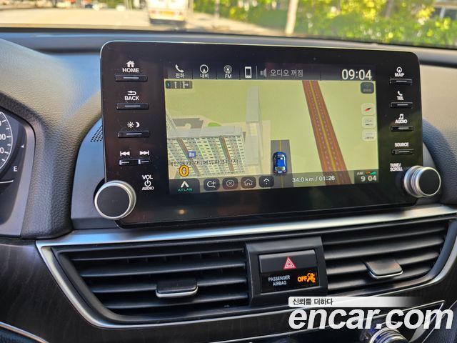 Honda Accord (X) 1.5 Turbo 2020 — фото 14
