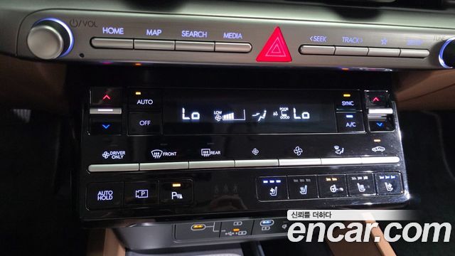 Hyundai Grandeur Hybrid (GN7) Premium 2023 — фото 38