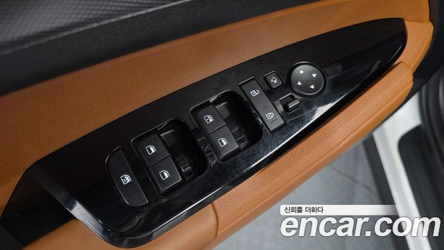 Kia Sportage Hybrid (V) Nobleless 2WD 2024 — фото 40