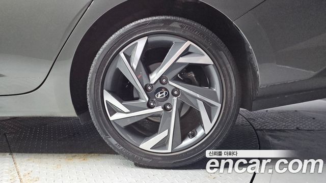 Hyundai Avante (CN7) 1.6 Inspiration 2024 — фото 21
