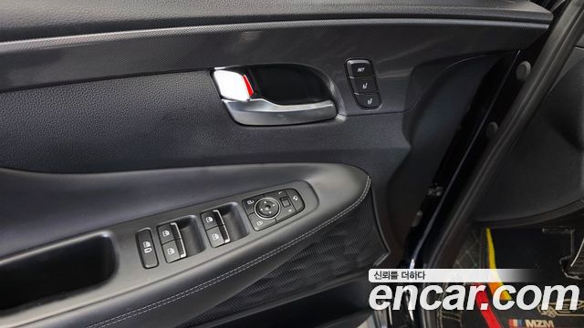Hyundai Santa Fe Diesel 2.2 2WD Prestige 2021 — фото 30