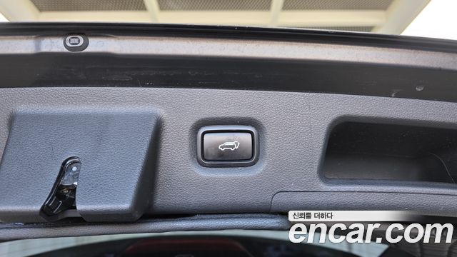 Hyundai Santa Fe Diesel 2.2 2WD Prestige 2021 — фото 33