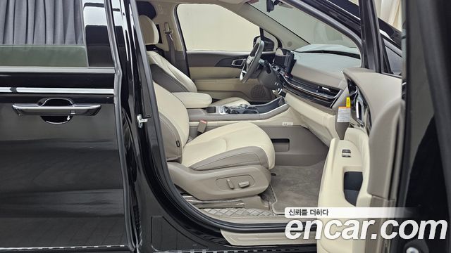 Kia Carnival (IV) HEV 9seater Signature 2025 — фото 26