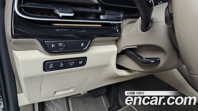 Kia Carnival (IV) HEV 9seater Signature 2025 — фото 27