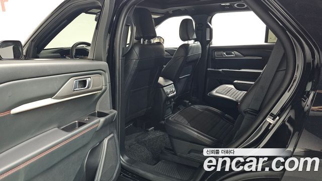 Ford Explorer (VI) 2.3 ST-Line 4WD 2025 — фото 12