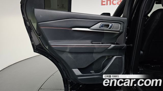 Ford Explorer (VI) 2.3 ST-Line 4WD 2025 — фото 25