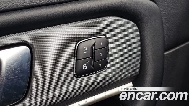Ford Explorer (VI) 2.3 ST-Line 4WD 2025 — фото 31