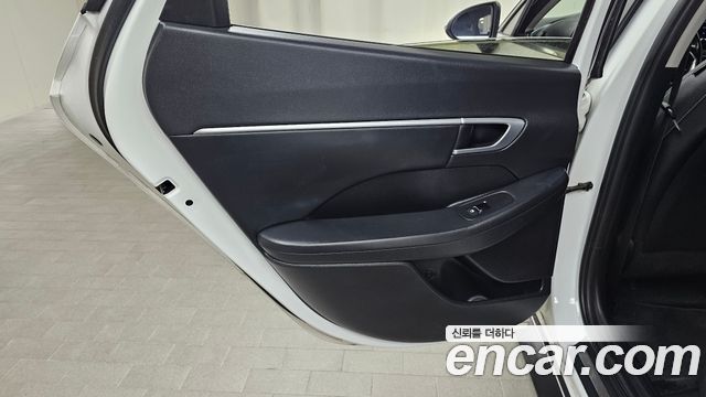 Hyundai Sonata (DN8) 2.0 Premium 2020 — фото 25