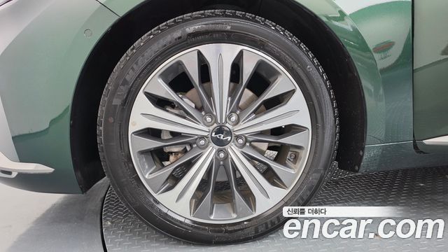 Kia K8 Hybrid Signature 2023 — фото 5