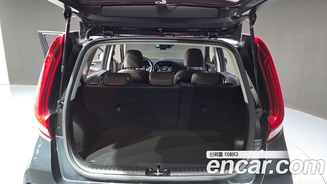 Kia Soul Booster 1.6 T-GDI Noblesse 2019 — фото 18
