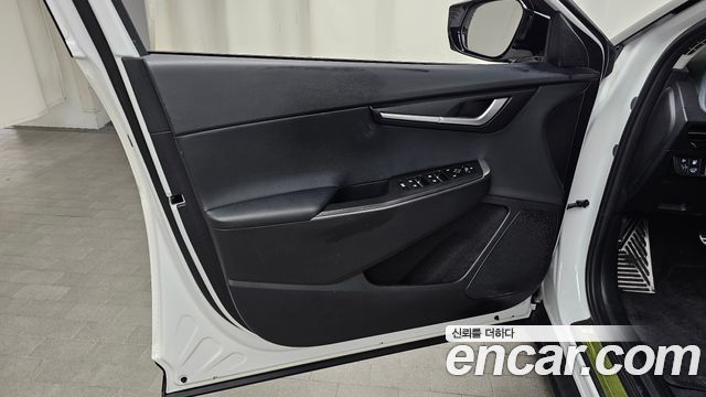Kia EV6 Long Range Air 2024 — фото 24