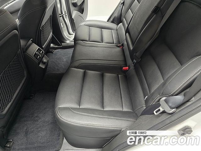 Renault Korea QM6 2.0 LPe LE Signature 2WD 2023 — фото 20