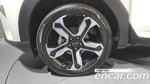 KG Mobility (SsangYong) Torres HEV 1.5 2WD T7 2026 — фото 5