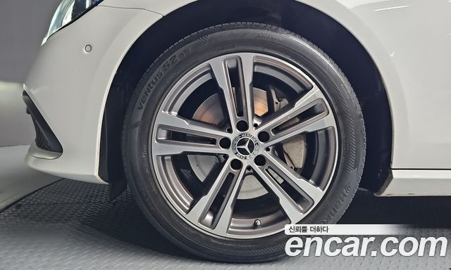 Mercedes-Benz E-Class (W213) E350 4MATIC Avantgarde 2021 — фото 5