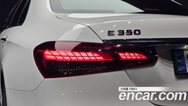 Mercedes-Benz E-Class (W213) E350 4MATIC Avantgarde 2021 — фото 23
