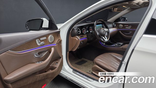 Mercedes-Benz E-Class (W213) E220d Exclusive 2019 — фото 10