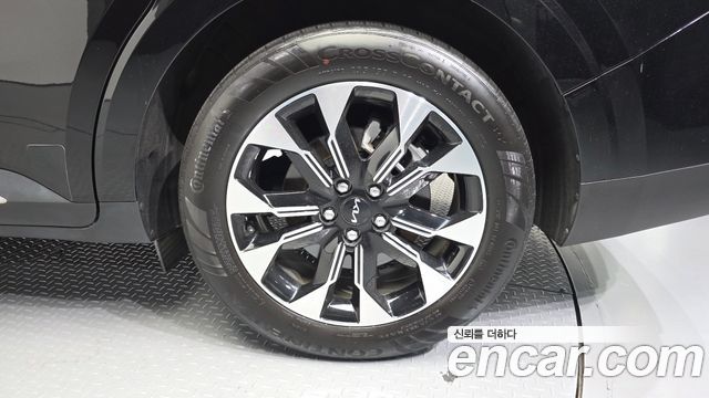 Kia Carnival (IV) Gasoline 9-Seater Signature 2023 — фото 5