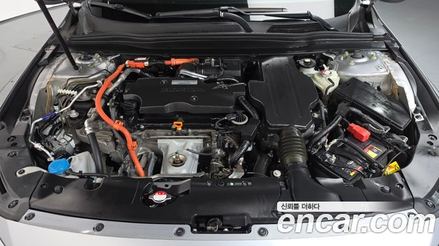Honda Accord (X) 2.0 Hybrid EX-L 2018 — фото 6