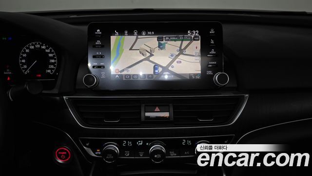 Honda Accord (X) 2.0 Hybrid EX-L 2018 — фото 13