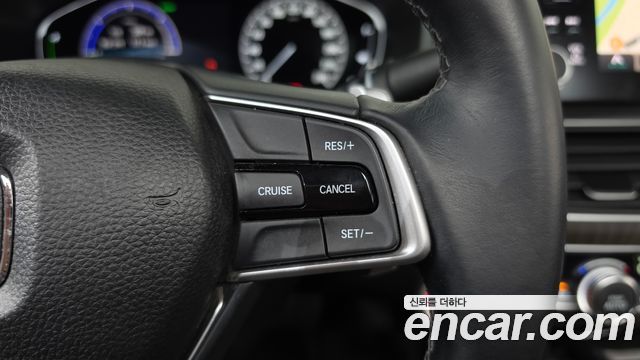 Honda Accord (X) 2.0 Hybrid EX-L 2018 — фото 15