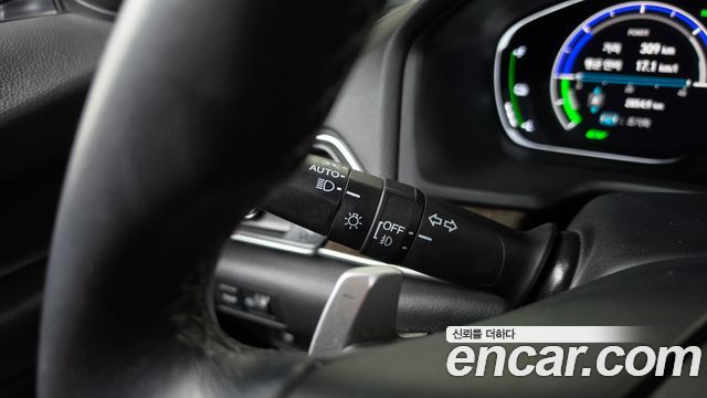 Honda Accord (X) 2.0 Hybrid EX-L 2018 — фото 28