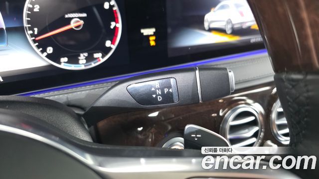 Mercedes-Benz S-Class (W222) S560L 4MATIC 2018 — фото 9