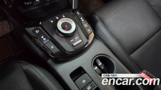 Kia Seltos Gasoline 1.6 Turbo 4WD Prestige 2025 — фото 9