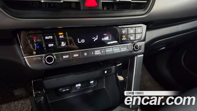 Kia Seltos Gasoline 1.6 Turbo 4WD Prestige 2025 — фото 19