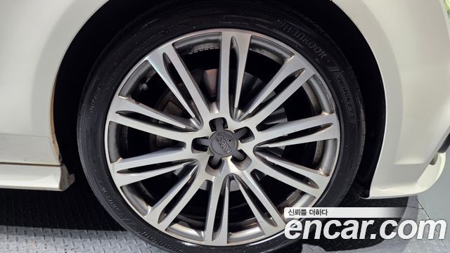 Audi A7 55 TDI Quattro Exclusive 4G 2015 — фото 5
