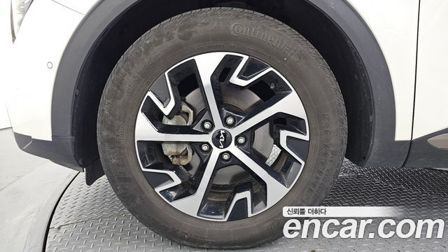 Kia Sportage Hybrid (V) Signature Gravity 2WD 2023 — фото 5