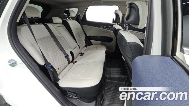 Kia Sportage Hybrid (V) Signature Gravity 2WD 2023 — фото 11