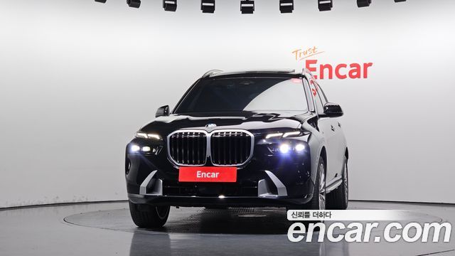 BMW X7 (G07) xDrive 40i Design Pure Excellence 6-Seater 2023 — фото 3
