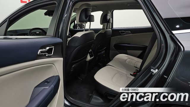 Kia Sportage (V) Gasoline 1.6 Turbo 2WD Signature 2026 — фото 12