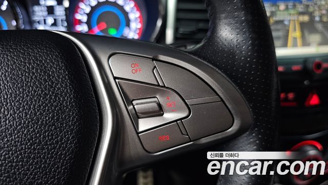 KG Mobility (SsangYong) Tivoli Diesel LX 2WD 2016 — фото 13