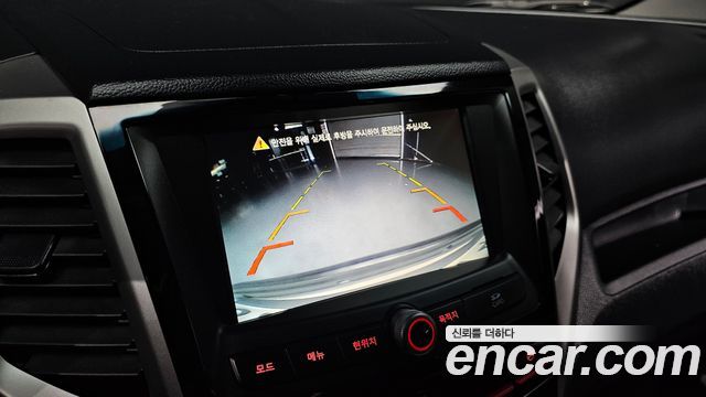 KG Mobility (SsangYong) Tivoli Diesel LX 2WD 2016 — фото 15