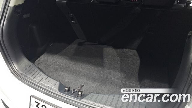 KG Mobility (SsangYong) Tivoli Diesel LX 2WD 2016 — фото 20