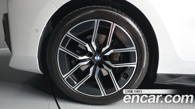 BMW 7 Series (G70) 740d xDrive M Sport 2025 — фото 5