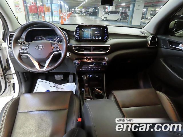 Hyundai Tucson Diesel 2.0 2WD Premium 2019 — фото 10