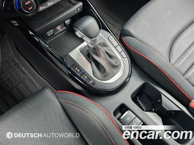 Kia K3 (II) 1.6 Turbo GT 5Door Signature 2022 — фото 9