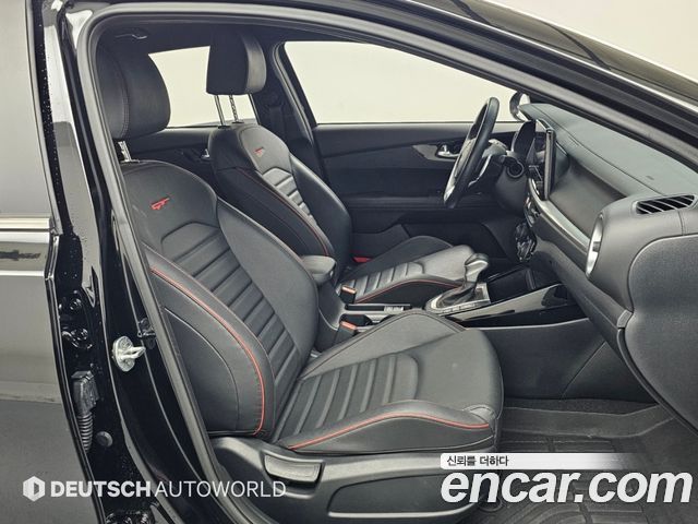 Kia K3 (II) 1.6 Turbo GT 5Door Signature 2022 — фото 10
