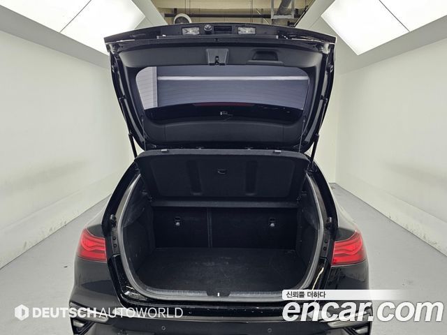 Kia K3 (II) 1.6 Turbo GT 5Door Signature 2022 — фото 23