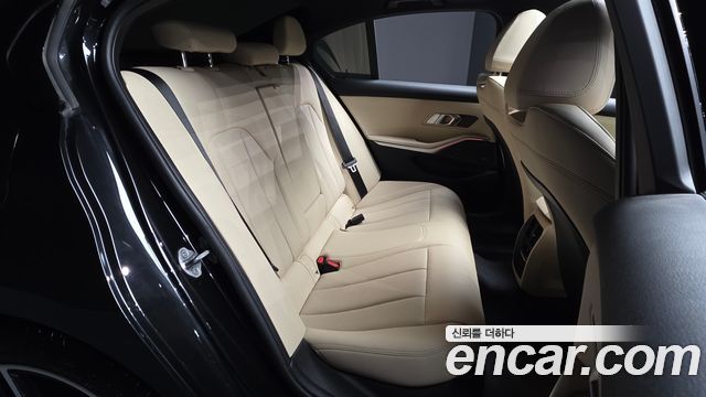 BMW 3 Series (G20) 320i M Sport 2024 — фото 12