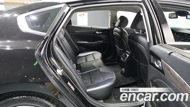 Kia K7 Premier 2.5 GDI Noblesse 2020 — фото 12
